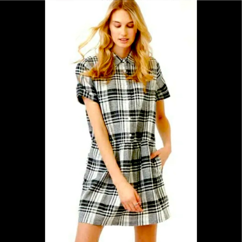 ROOTS plaid dress with pockets!